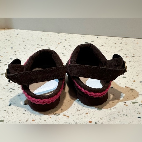 American Girl Doll 18”‎ Accessories Trio, Shoes, Cellphone, and Purse - Picture 10 of 11